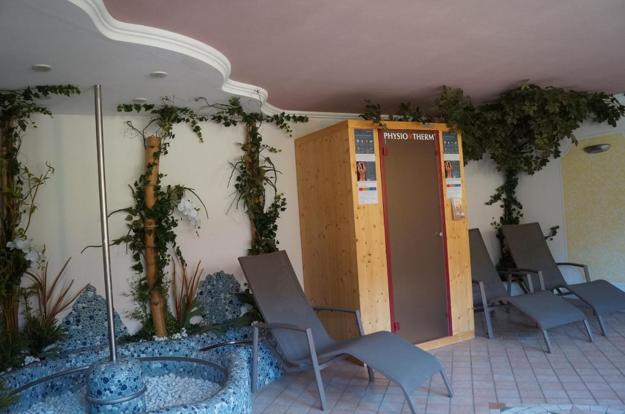 Hotel Laurin Tires Dış mekan fotoğraf